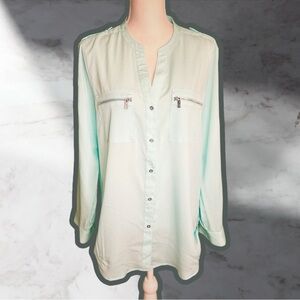 Calvin Klein ‘Women’s Modern Essential Zipper Button-Front Blouse’ in Mint Sz L